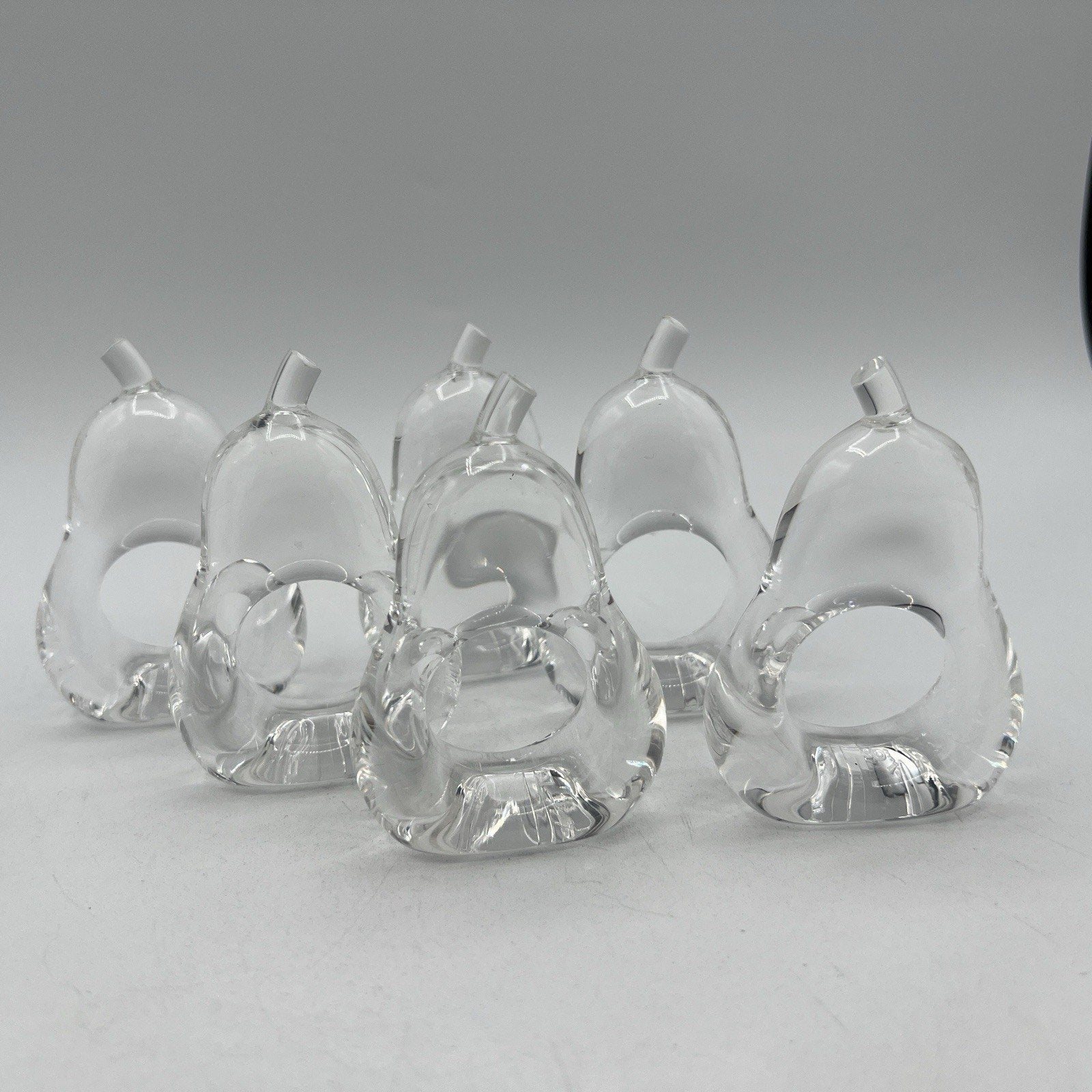Vintage Clear Lucite Pear Shaped Napkin Rings Fruit Summer Spring MCM Taiwan 3"