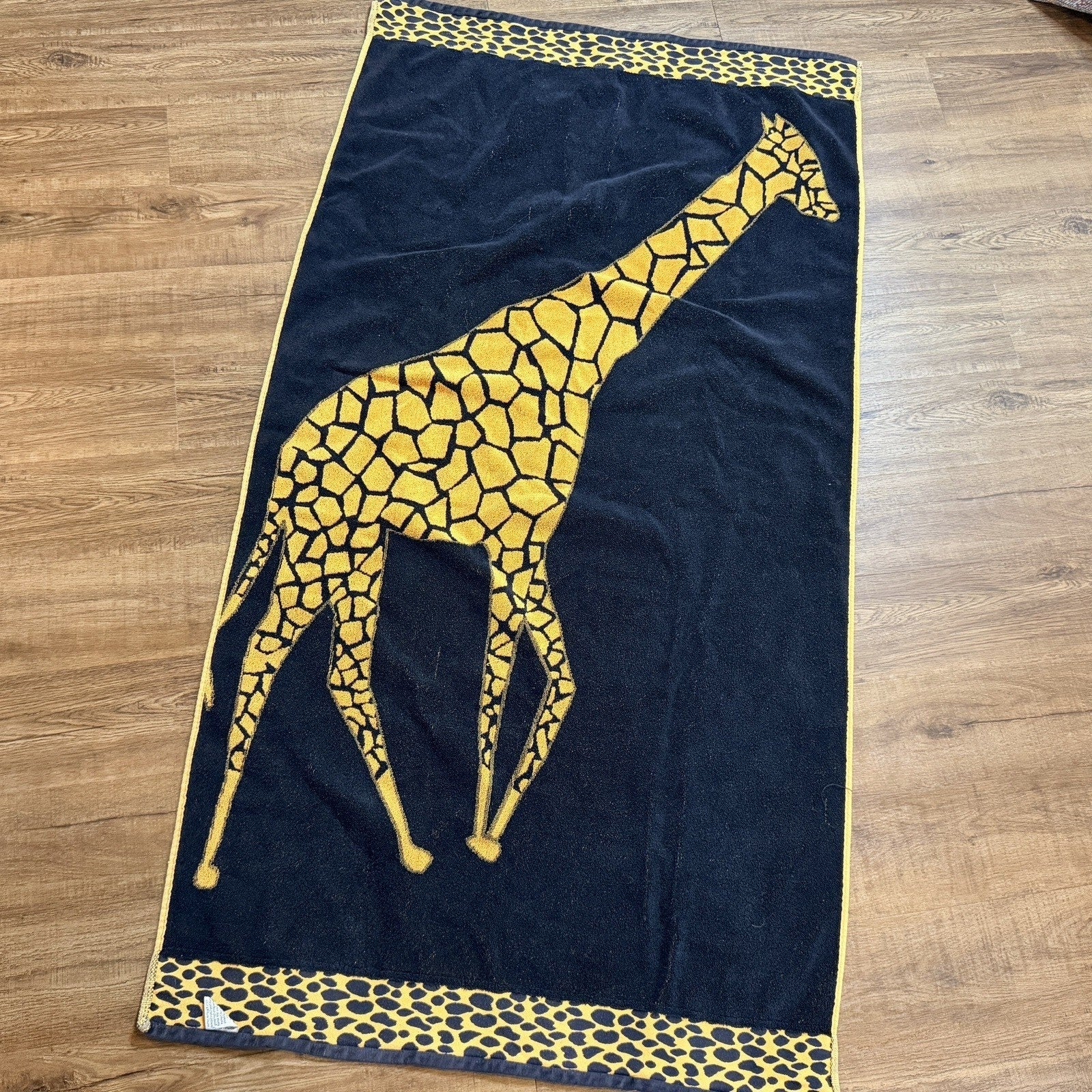 Vtg Royal Plaza Egyptian Cotton Beach Towel 35x68 Giraffe Gold Black RN109354