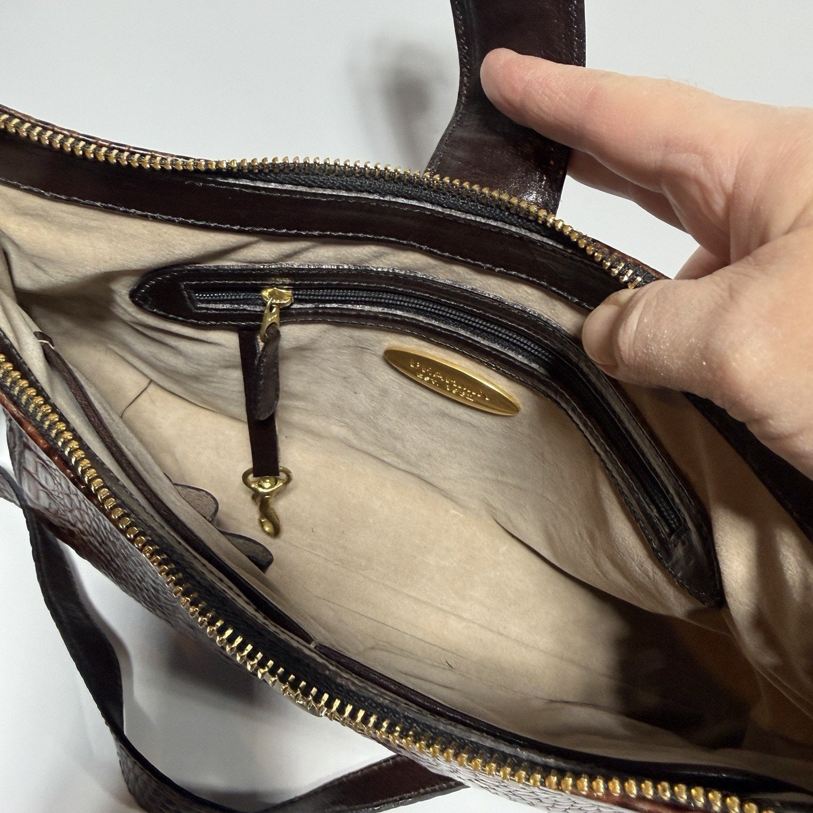 Brahmin Isabelle Brown Pecan Croc Embossed Leather Purse Crossbody 11"