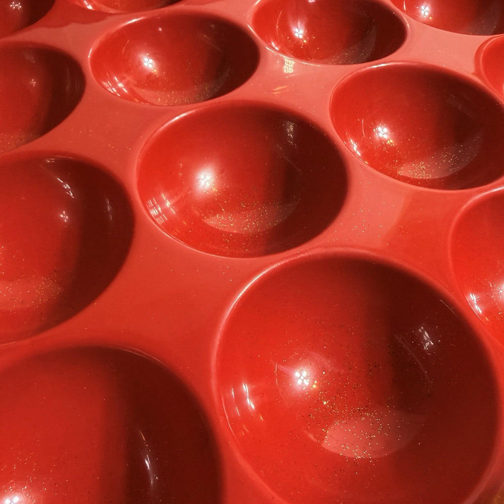 Red Sterilite Ornament Storage Box Case 20 Piece Hinged Lid Snap Closure 20"