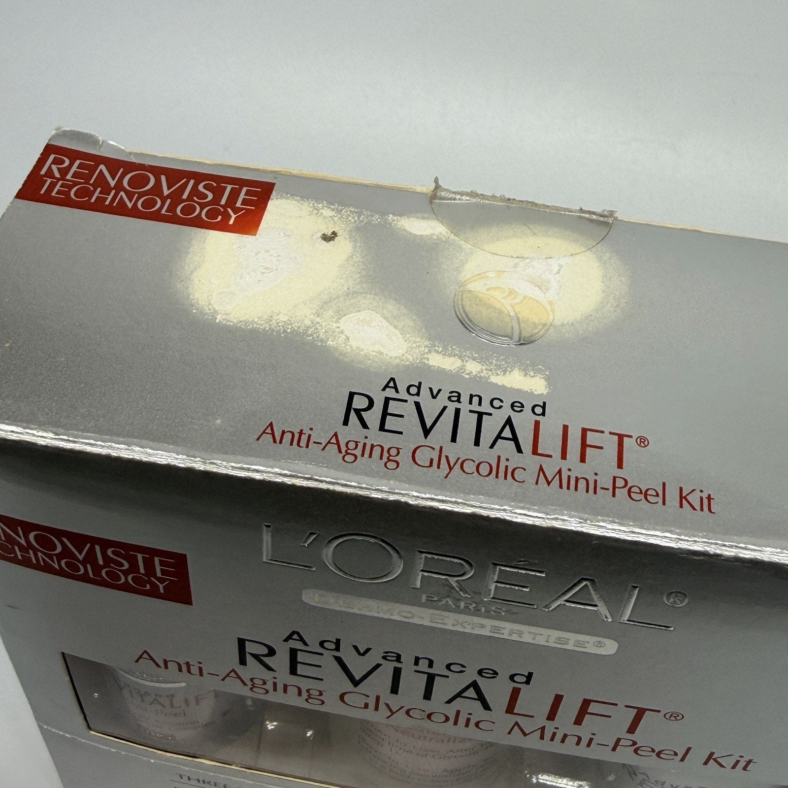 L'oreal Advanced REVITALIFT AntiAging Glycolic MiniPeel 3 Piece Kit