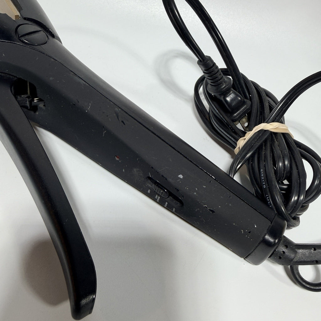 Hot Tools Ceramic Ion Steam Flat Iron Model 1186 RARE