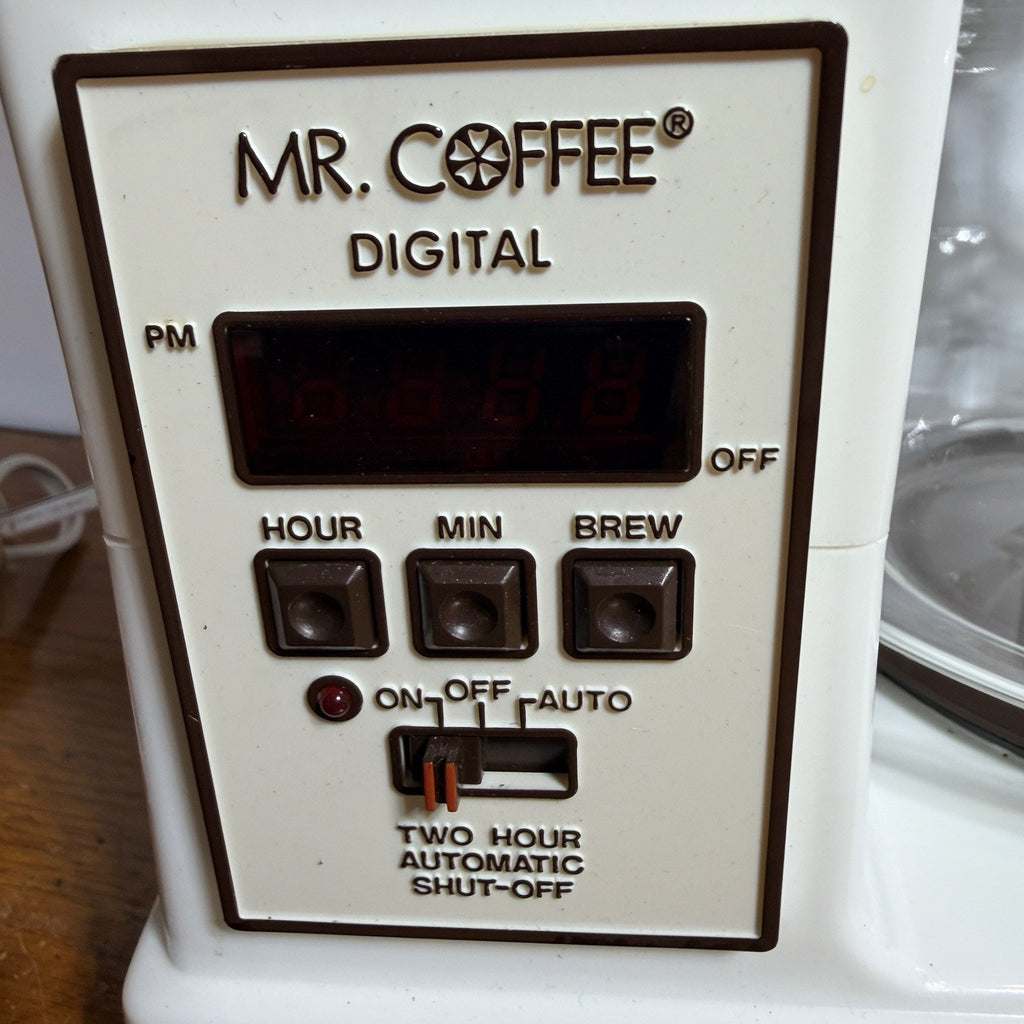 Vintage Mr Coffee 12 Cup Coffee Maker SRX-20 Red LED Digital Display 1990s Works