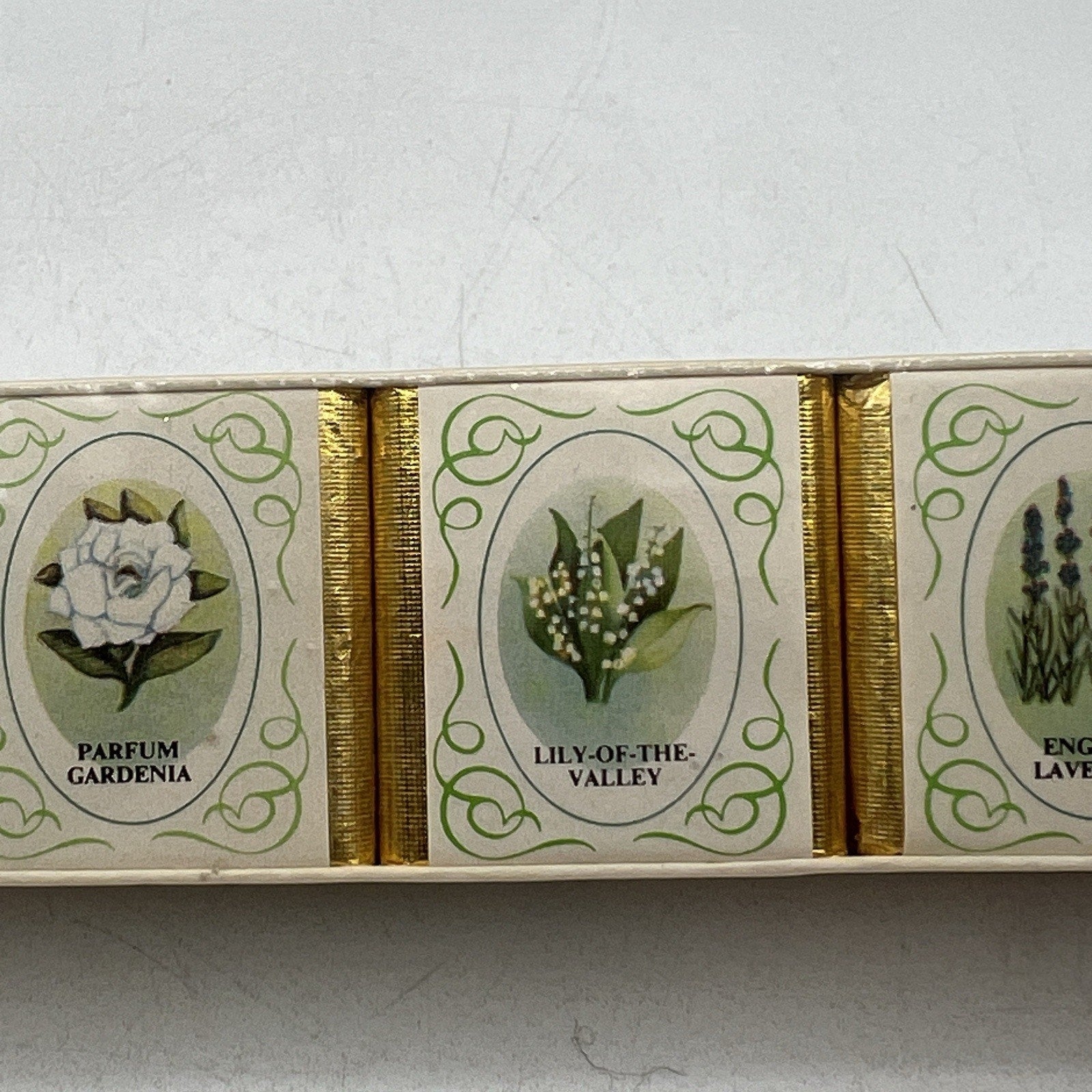 6 Vintage English Bath Cubes Perfumed Rose Lavender Gardenia Violet Muguet NEW