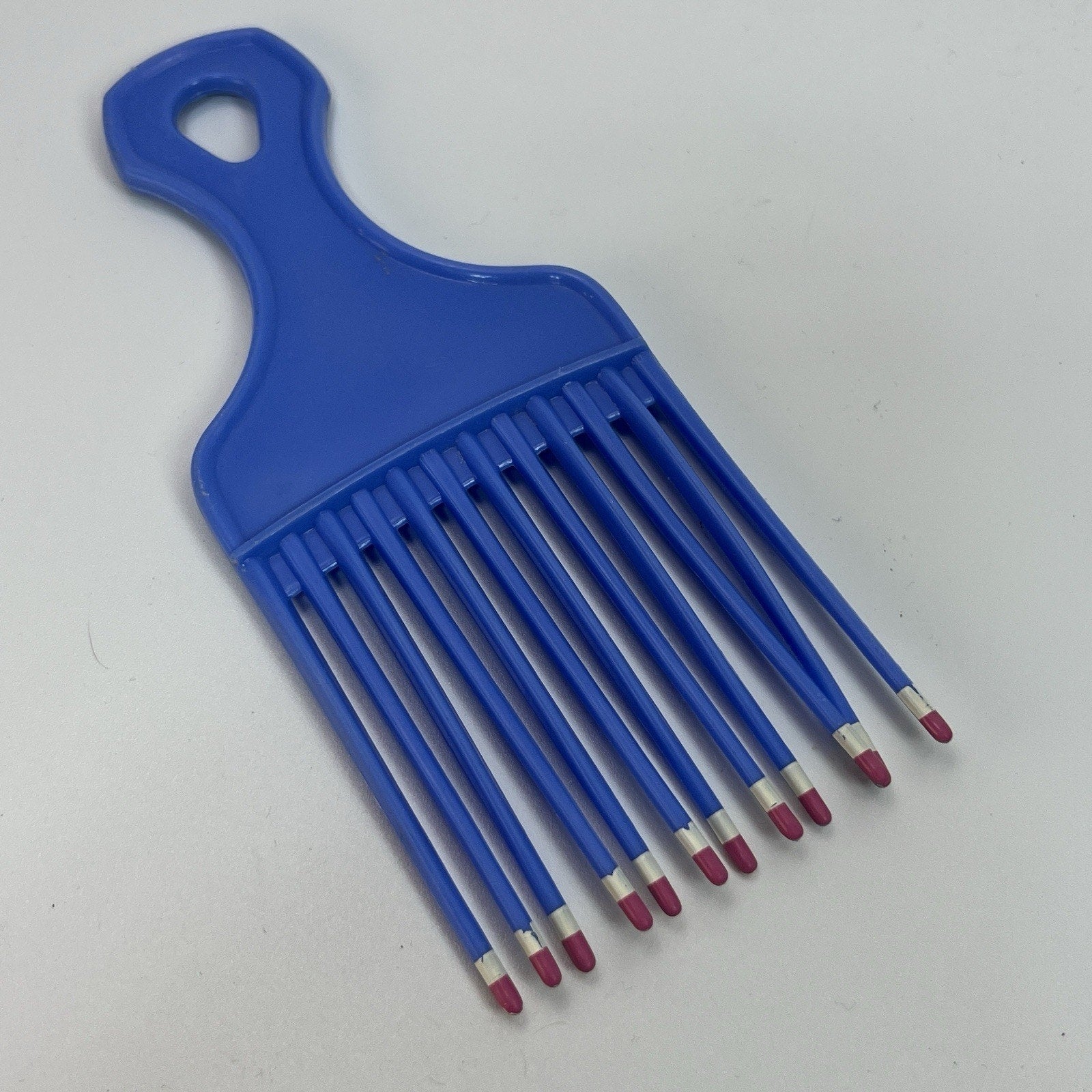Vintage 1980s USA Patent 4345608 Color Dip Hair Pick Lift Comb Blue White 6.5”