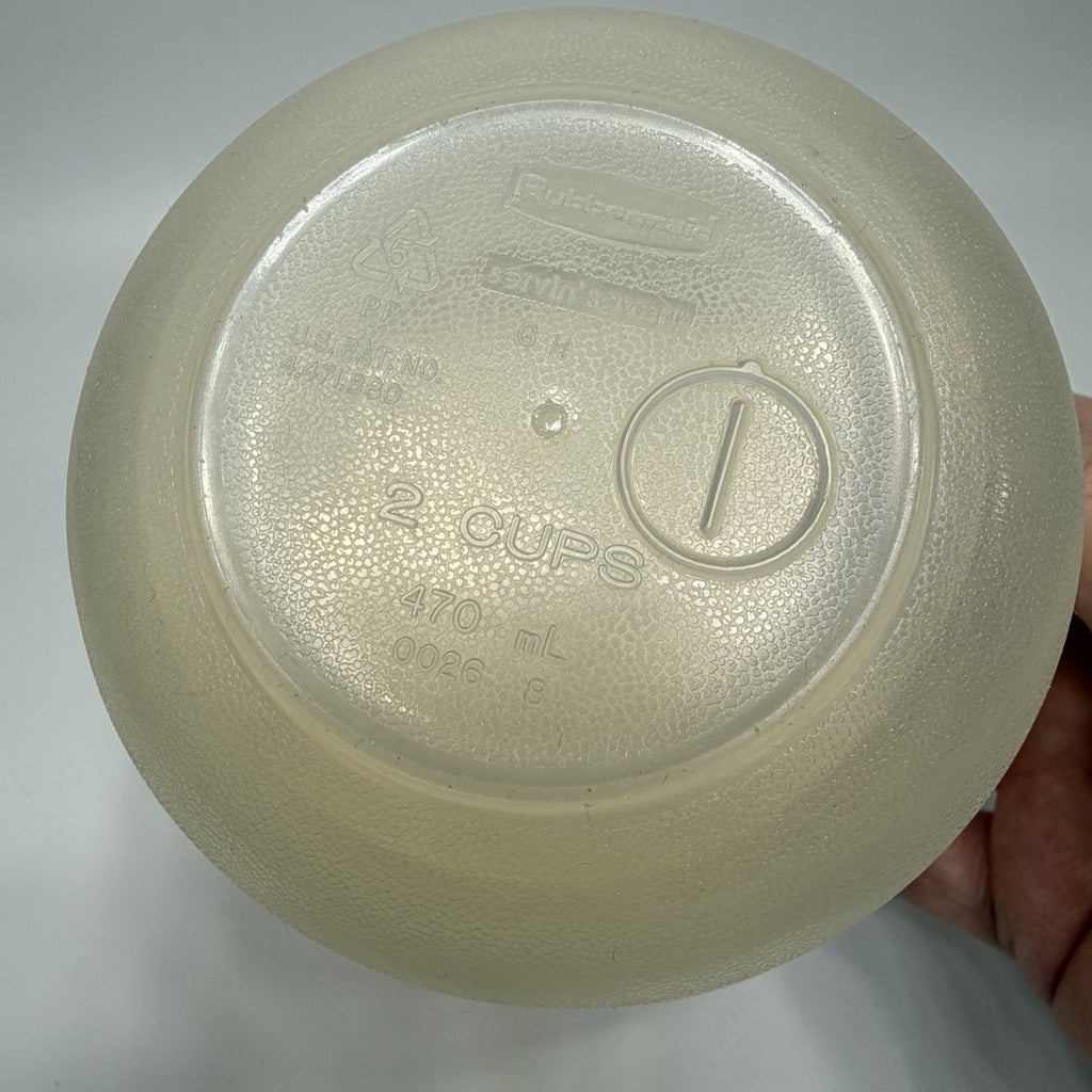 Vintage Rubbermaid Servin' Saver #1 Round 2 Cups Container 0026 Almond Lid
