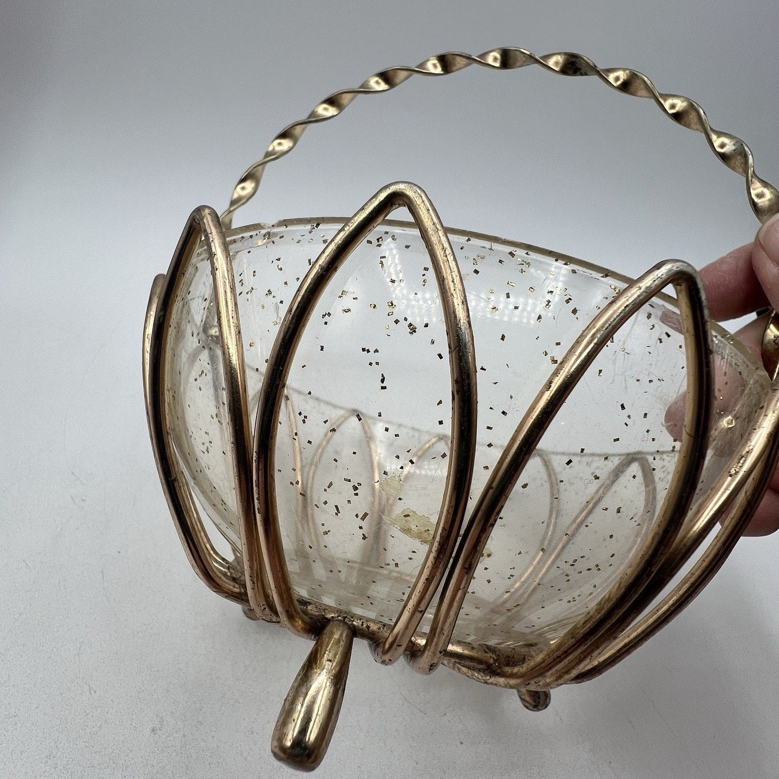 Vintage Atomic Gold Wire Lucite Basket Candy Dish Bowl 8" MCM Glitter Hollywood