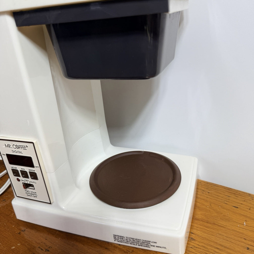 Vintage Mr Coffee 12 Cup Coffee Maker SRX-20 Red LED Digital Display 1990s Works