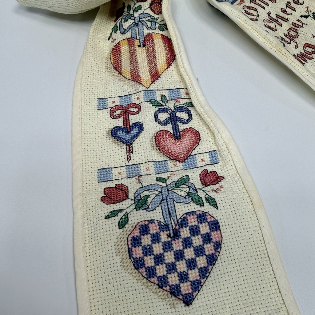 Counted Cross Stitch Bow Home is Where You Hang Heart Dimensions 90s Cottage 15"