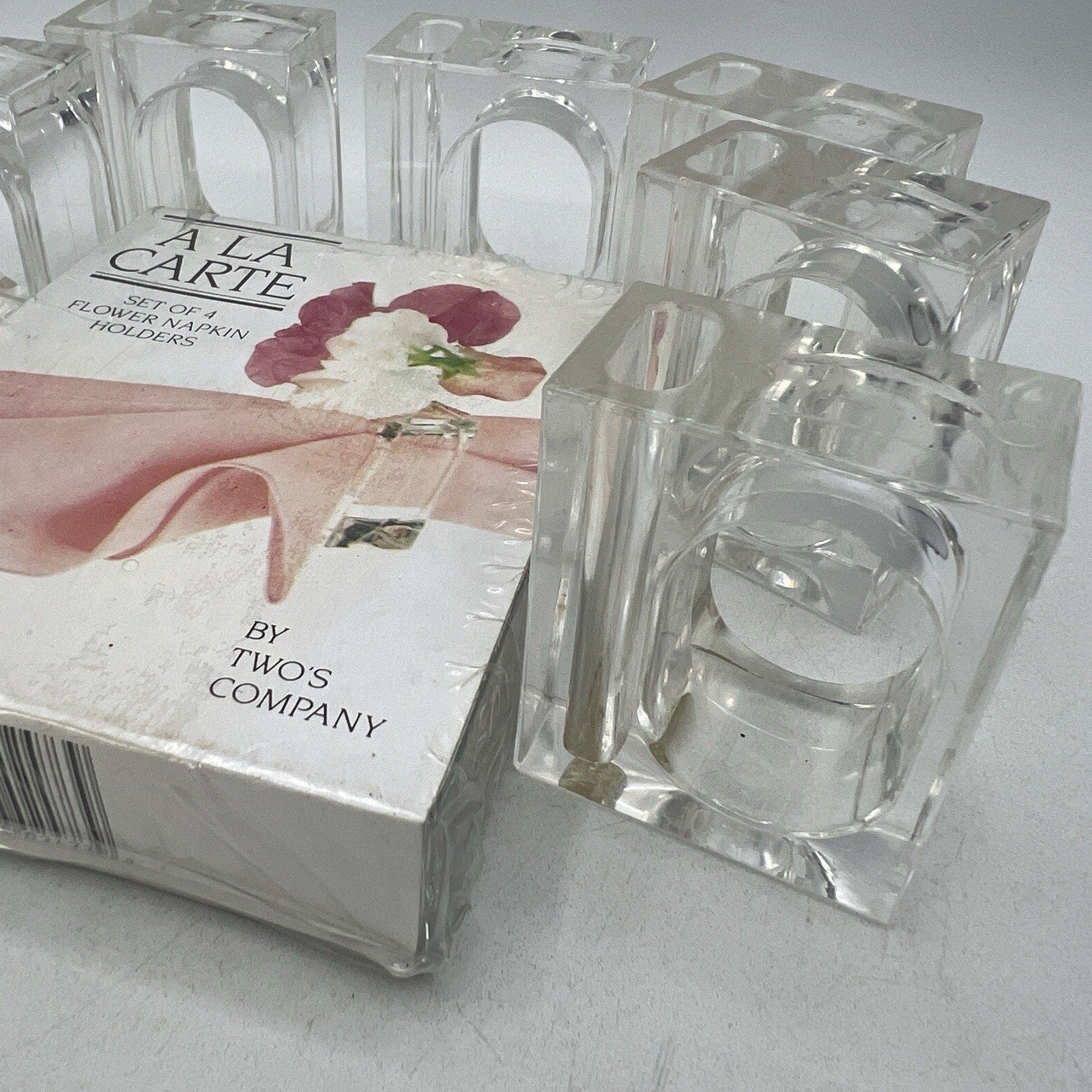 Set 12 Mini Vtg Clear Lucite Flower Vase Napkin Rings Holder Twos Company Retro