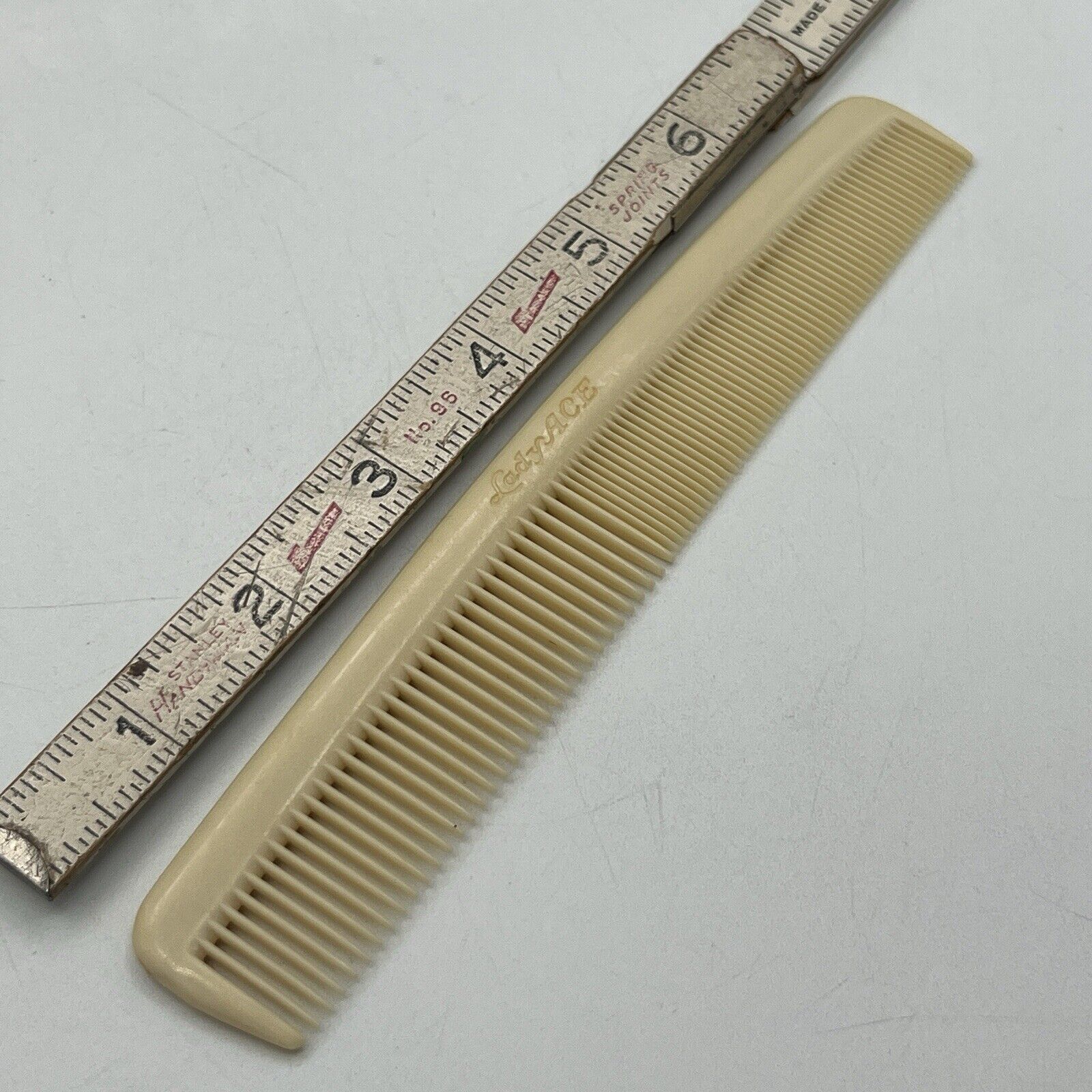 Vintage Lady Ace White Plastic Hair Comb 7" Salon Beauty