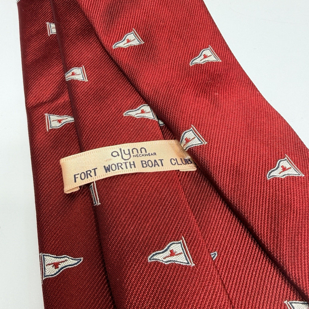 Vtg Fort Worth Boat Club Neck Tie Harbor Pennant Flag Texas Longhorn Red 3.5"