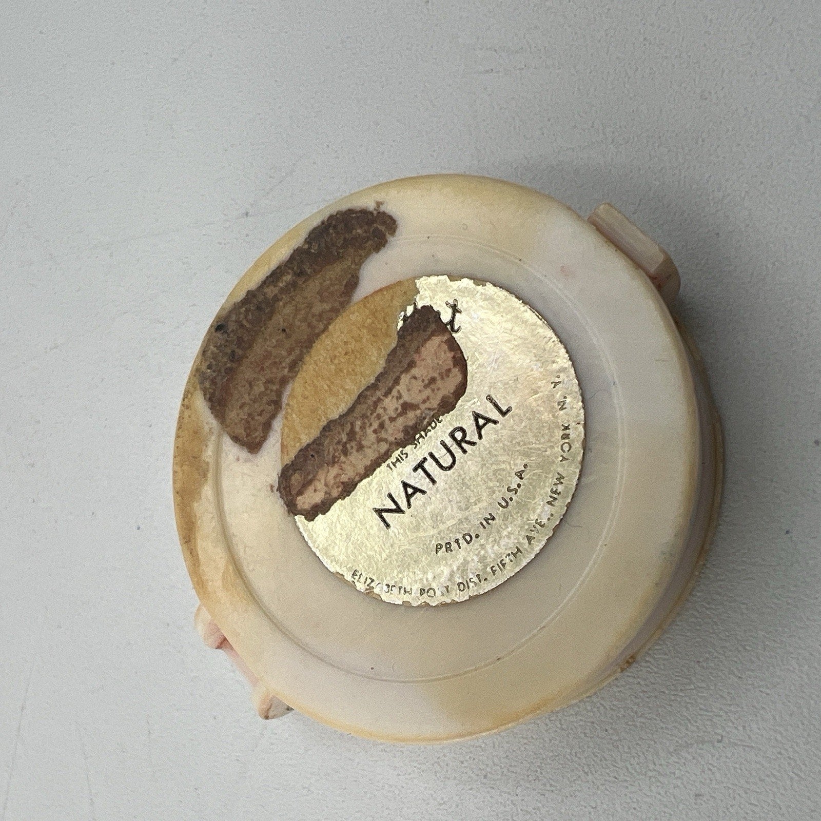 Vintage Elizabeth Post Cake Rouge Compact Natural Pink Highly Pigmented 1.5"