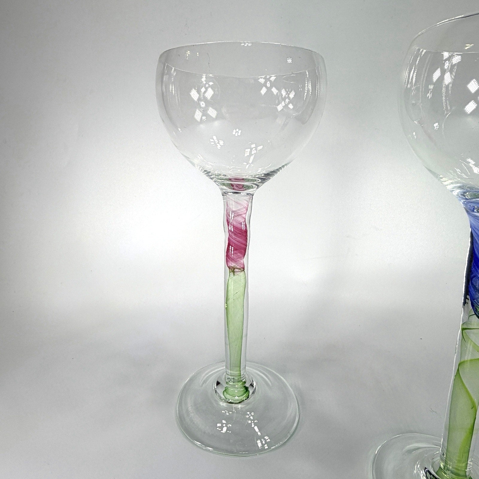 Set 2 Chris Baker Salmon Art Glass Wine Glass Pink Blue Swirl Signed 8.5"