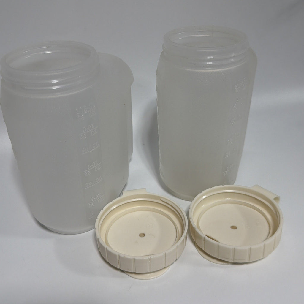 2 Vtg Rubbermaid Servin Saver 1.75 Qt. Drink Container Jug Almond Flip Lid 0458