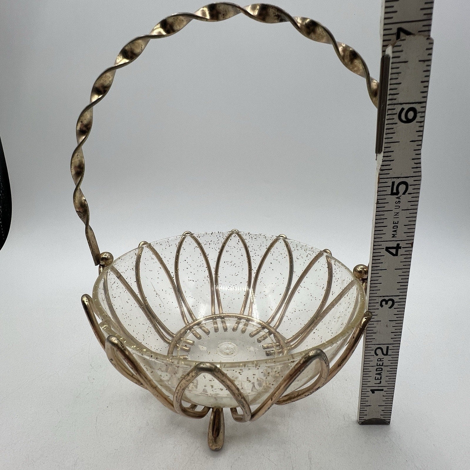 Vintage Atomic Gold Wire Lucite Basket Candy Dish Bowl 8" MCM Glitter Hollywood