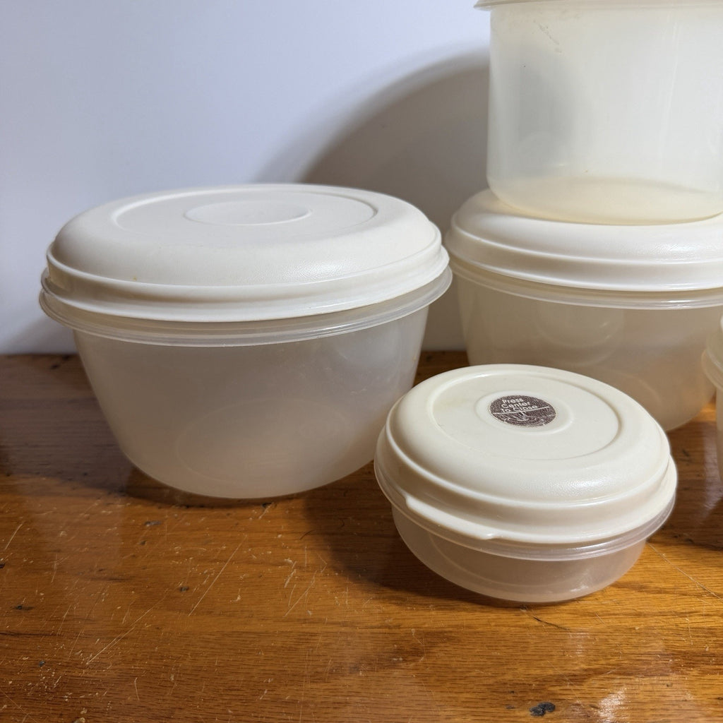 Set 7 Vtg Rubbermaid Servin Saver Round Food Containers Almond Lids
