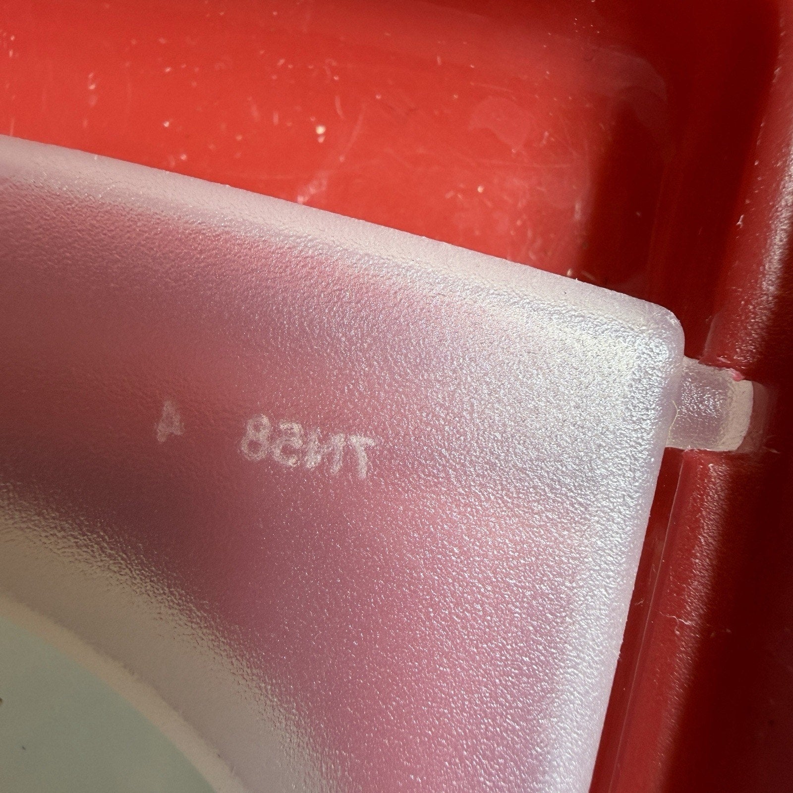 Rubbermaid 18.7 Cup Red Flip Top Storage Containers Cereal BPA Free USA