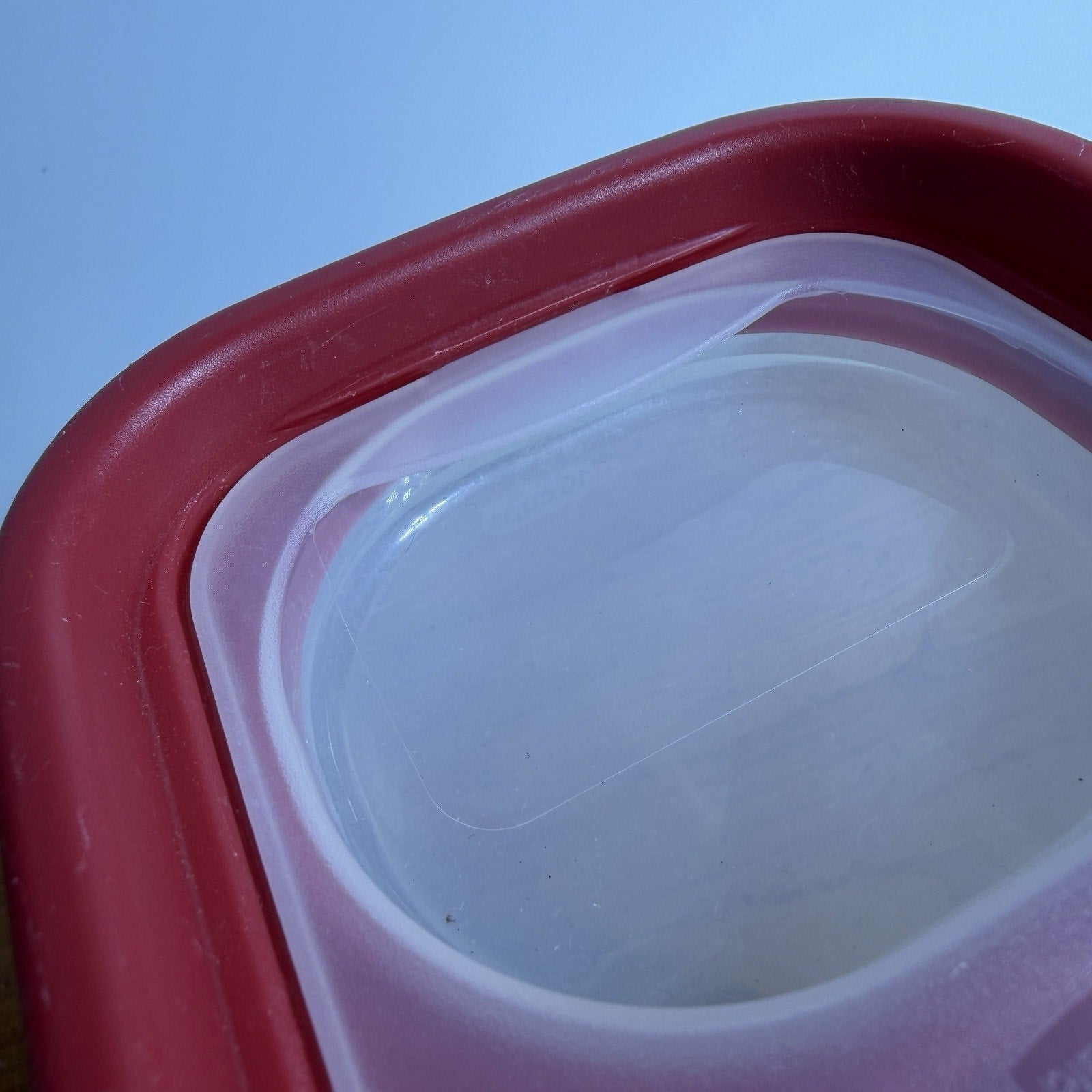 Rubbermaid 18.7 Cup Red Flip Top Storage Containers Cereal BPA Free USA