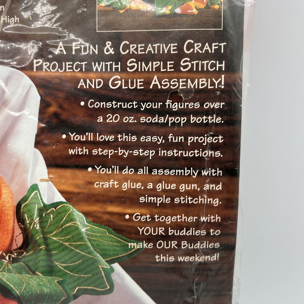 Vintage Dimensions Bottle Buddies Spookie & Pumpkinnoodles Felt Craft Kit 1997