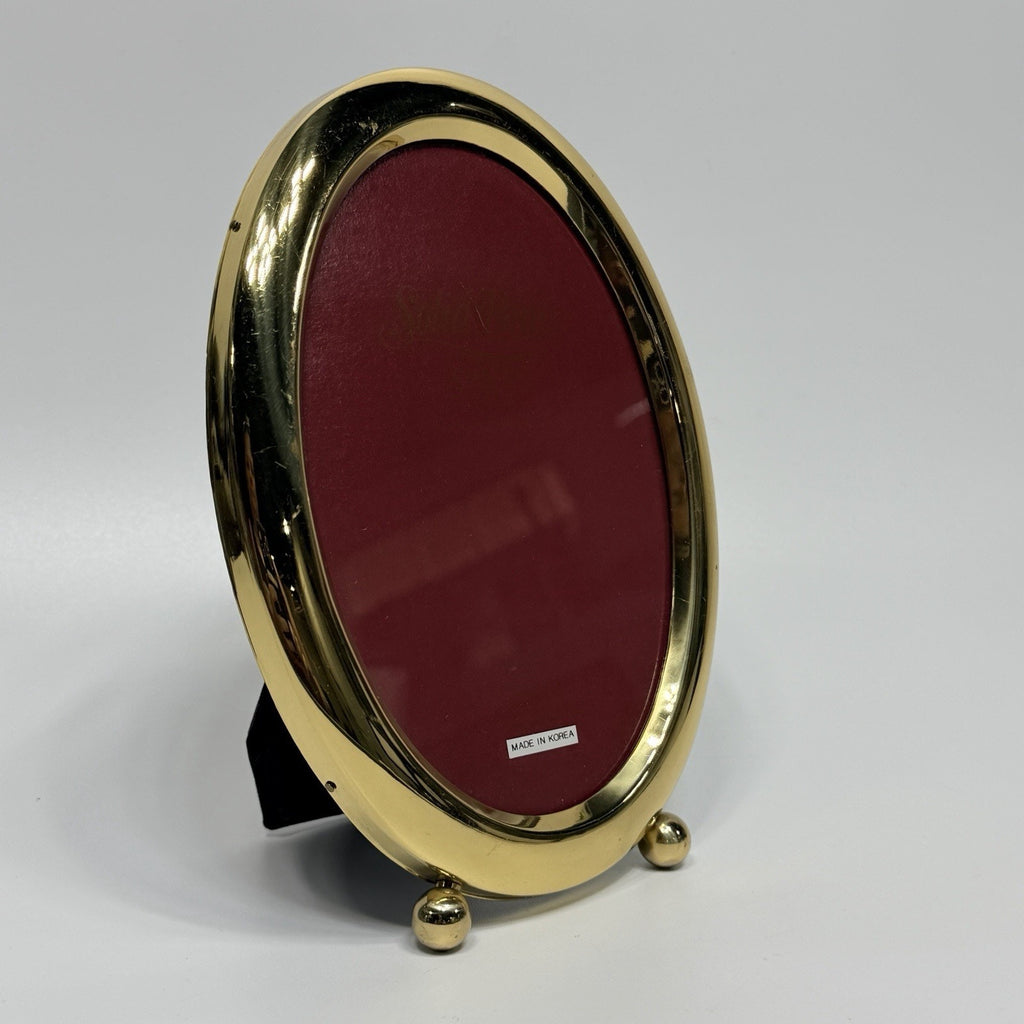 Vintage Brass Oval Picture Photo Frame 5x7" Easel Footed Gold Portrait