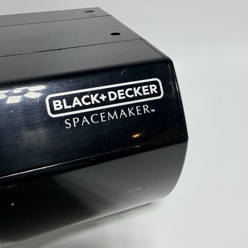 Black & Decker SpaceMaker CO100B Under Cabinet Can Opener Knife Sharpener Black