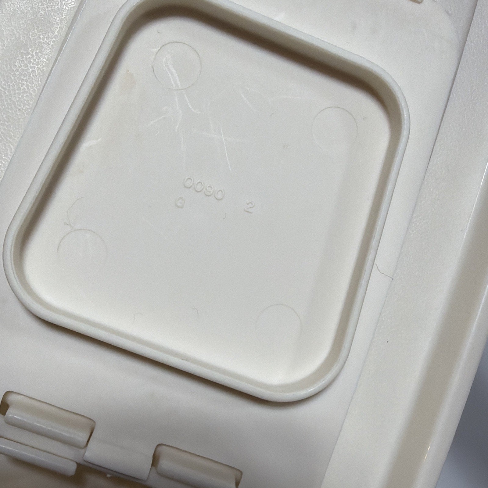Vintage Rubbermaid Servin Saver 0089 #3 Cereal Keeper Almond Flip Top LID ONLY