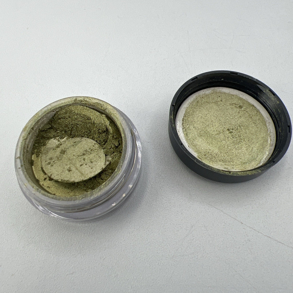 bareMinerals EyeColor Shadow WEDNESDAY Green Shimmer .01 oz .28 g NEW