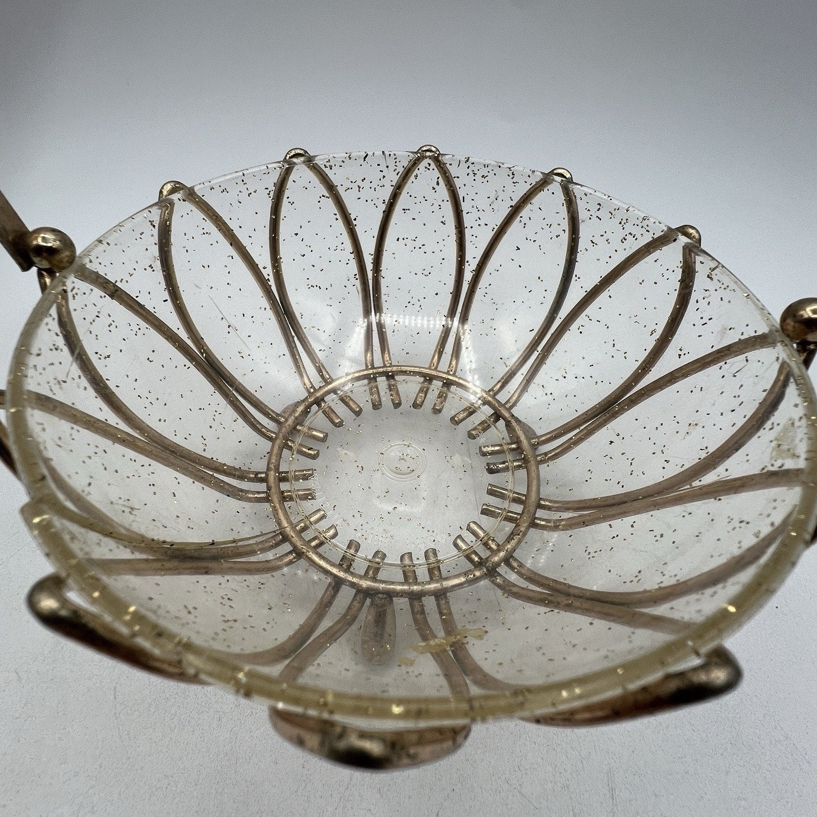 Vintage Atomic Gold Wire Lucite Basket Candy Dish Bowl 8" MCM Glitter Hollywood