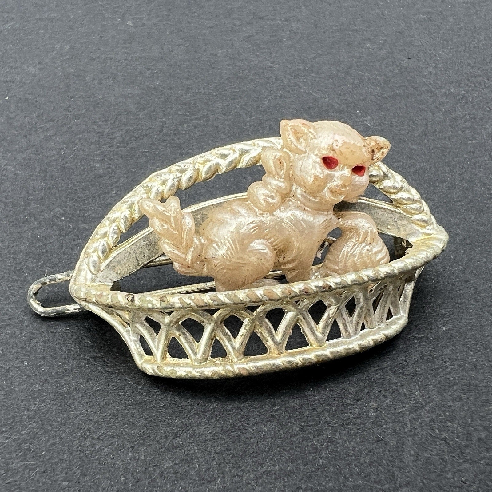 Vintage Metal Plastic Kitten Cat in Basket Yarn Novelty Childs Hair Barrette