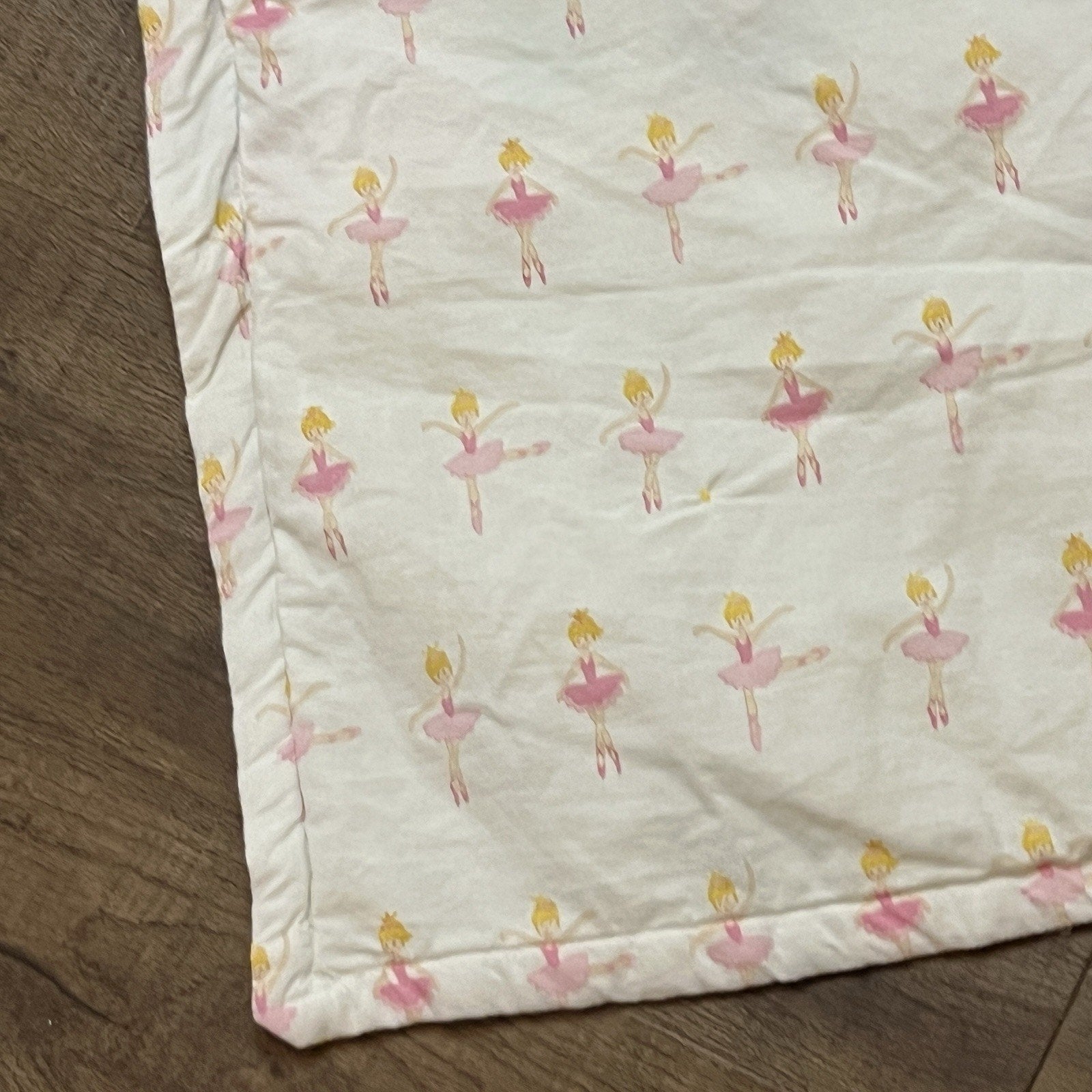 Vtg Homemade Infant Baby Quilt Crib Blanket Animals Yellow Pink Gingham 32x42