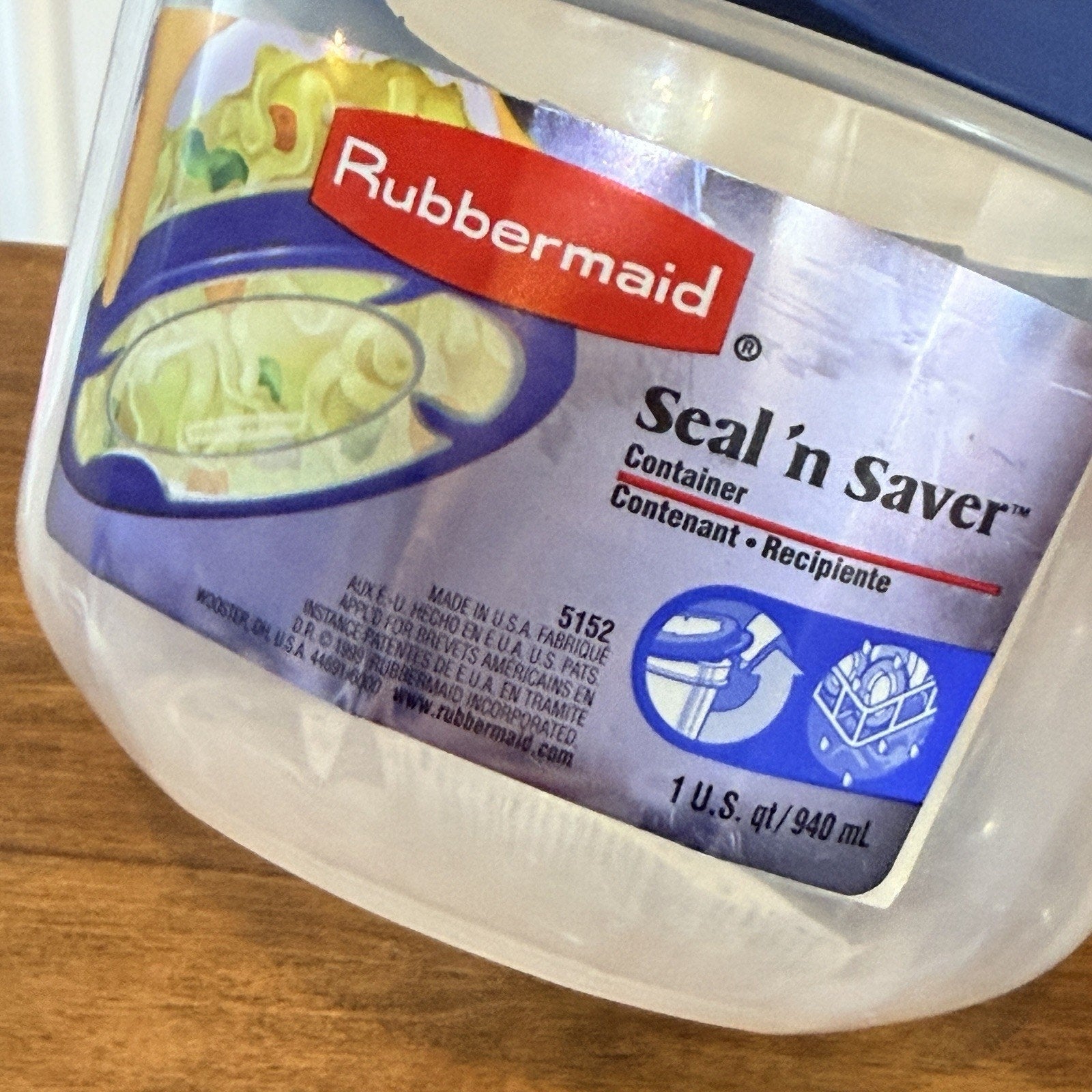 Vintage 2002 Rubbermaid #12 Seal n Saver Blue Container Bowl 1 Quart 5152 NEW