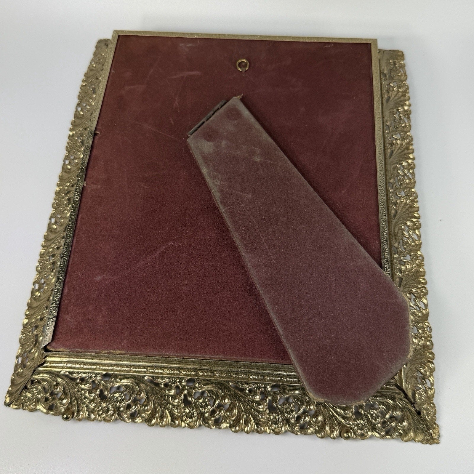 Vintage Gold White Ornate Filigree Metal Photo Frame 8x10" Easel Hollywood