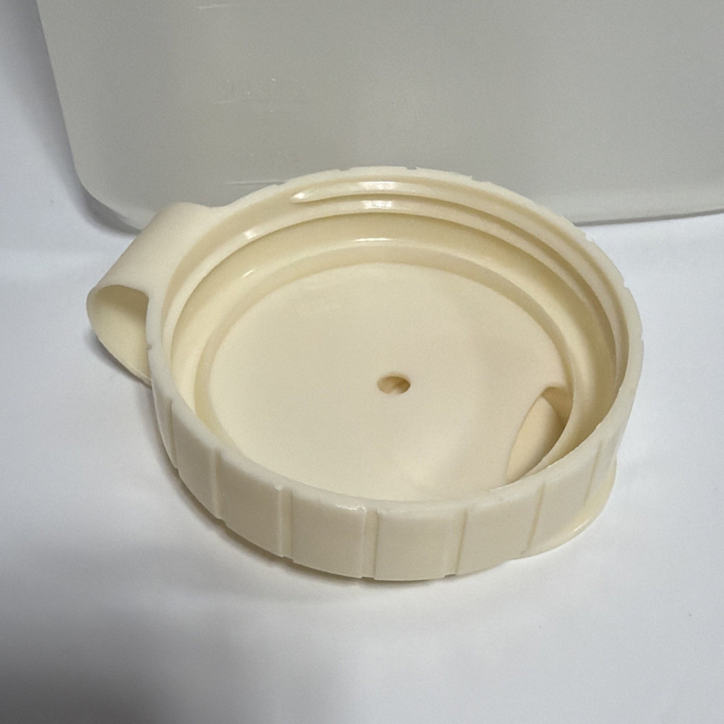 Vtg Rubbermaid Servin Saver 1 Gallon 4 Qt Jug Pitcher Flip Top Almond Lid 0231