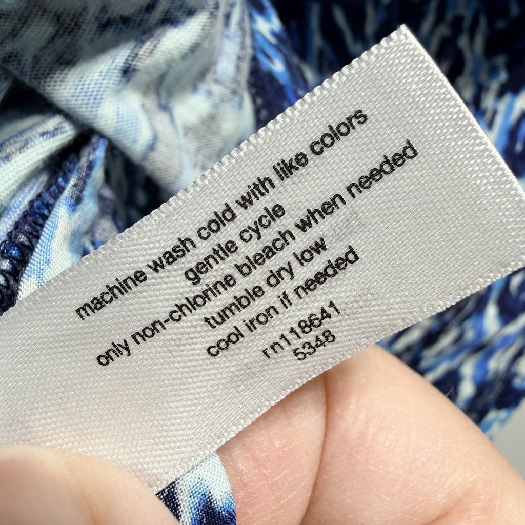 Lane Bryant V Neck Cap Sleeve Blouse 14/16 Blue White Navy Lattice Detail Summer