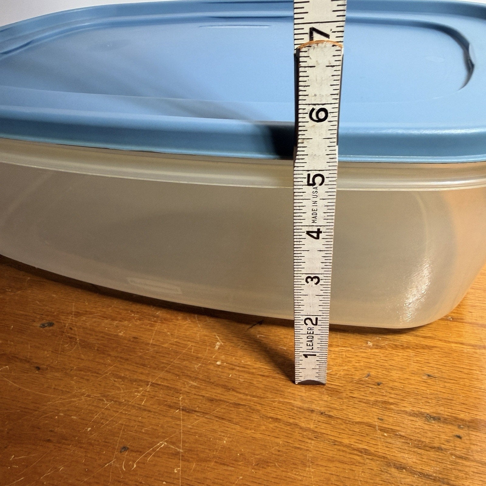 Vintage Rubbermaid X-LARGE Food Storage Container 40 Cups Rectangle Blue Lid