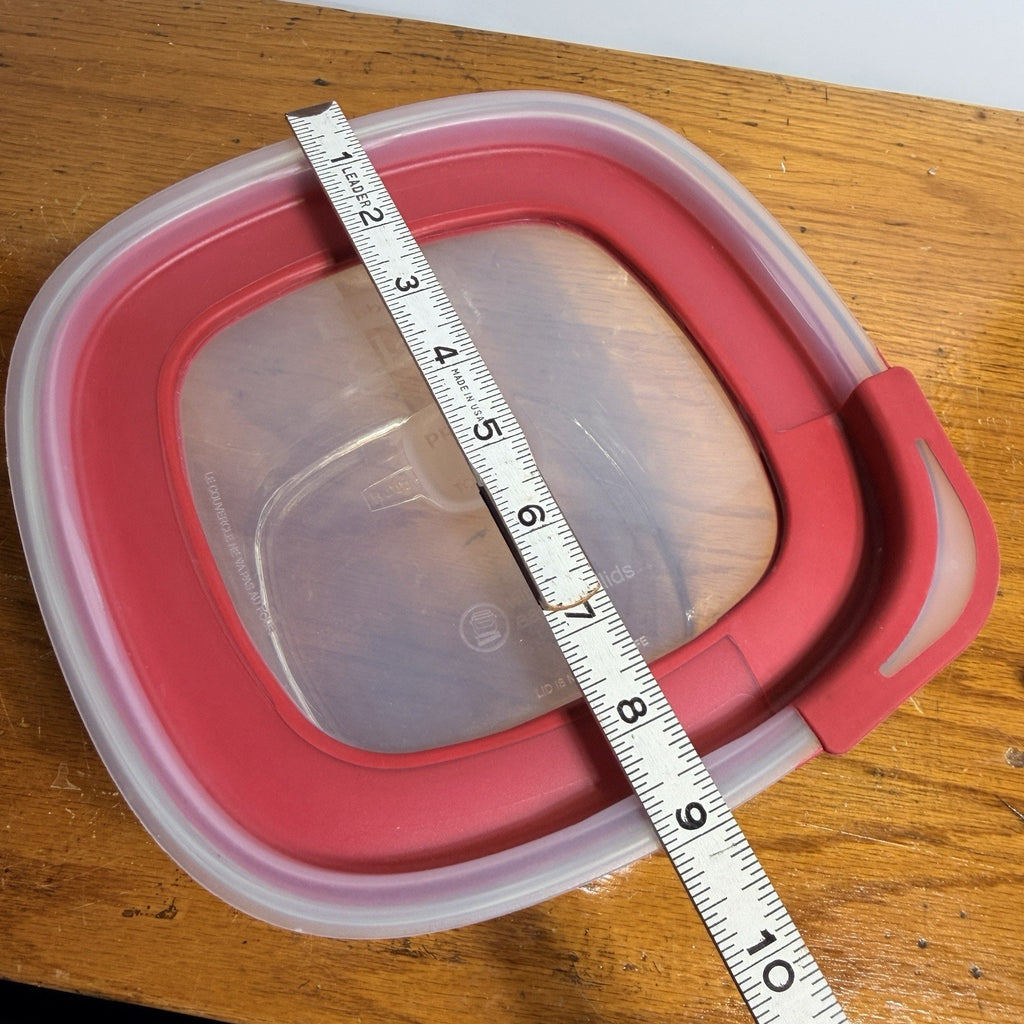 Rubbermaid 7N66 Glass Storage Container Large 11.5 cup Red Easy Find Lid