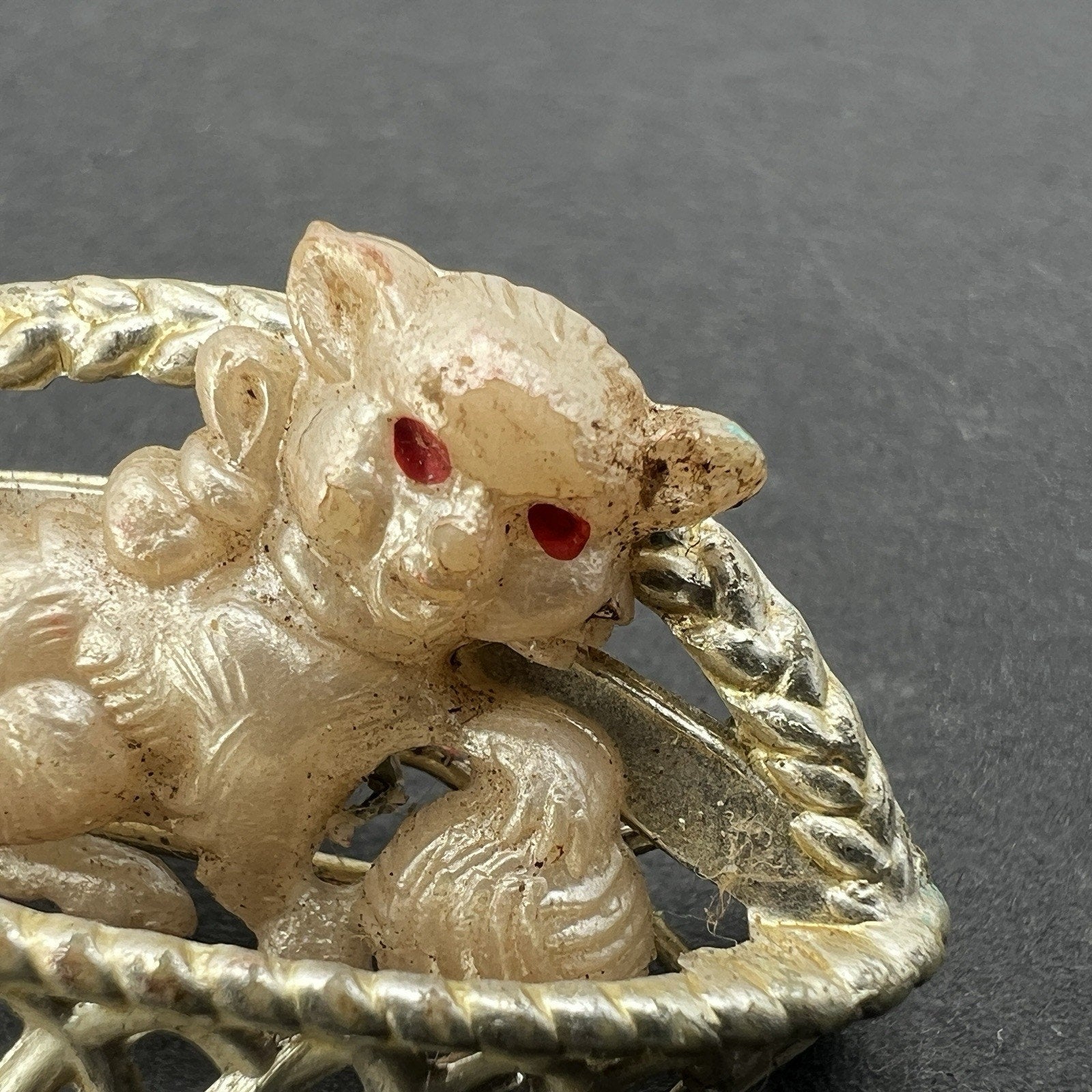 Vintage Metal Plastic Kitten Cat in Basket Yarn Novelty Childs Hair Barrette