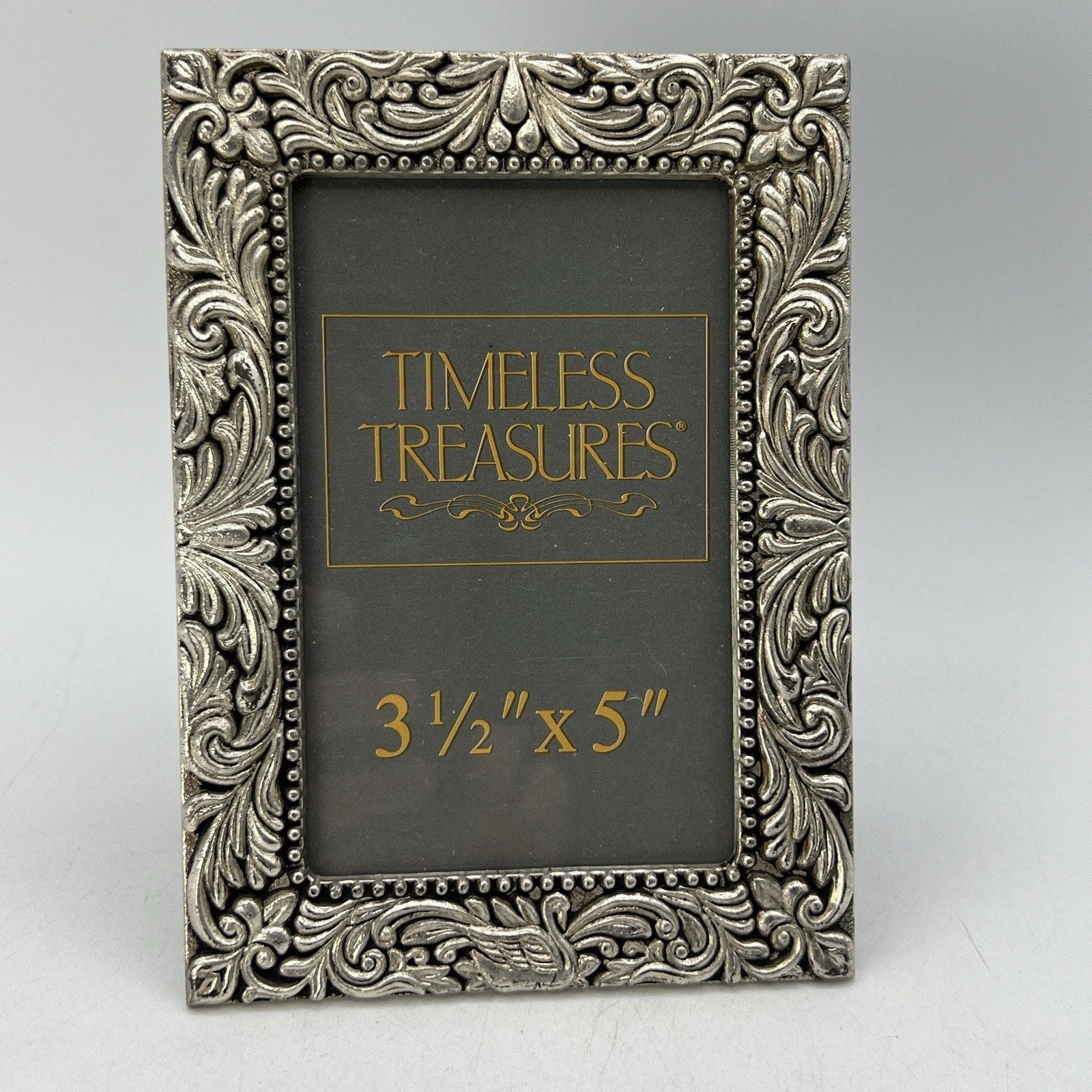 Timeless Treasures Silver Pewter Ornate Repousse Floral Scroll Frame Swan 3.5x5
