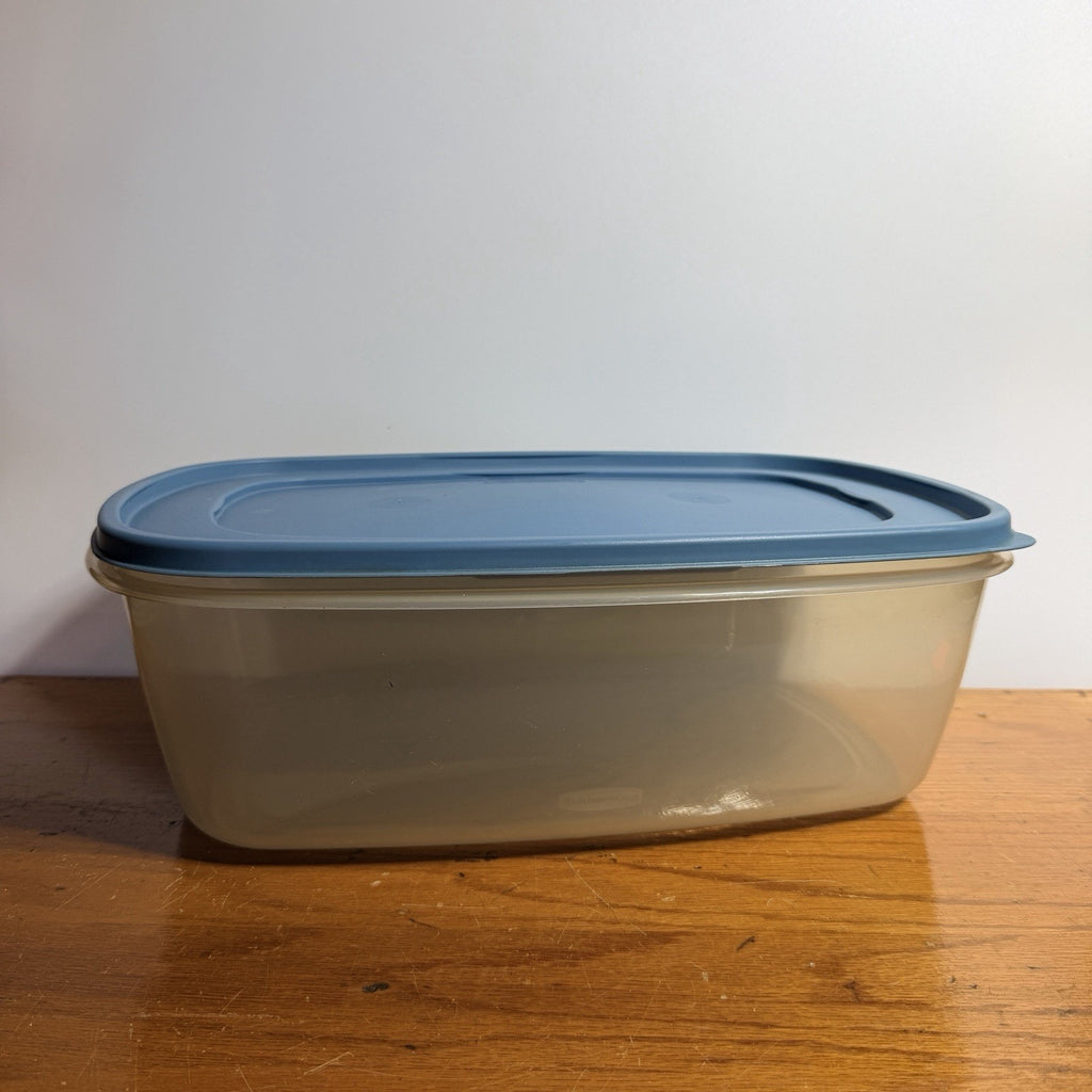 Vintage Rubbermaid X-LARGE Food Storage Container 40 Cups Rectangle Blue Lid