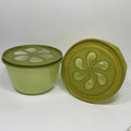 Set 2 Vintage Rubbermaid Storage Nesting Bowls Daisy Lids Avocado Green 12 Cup