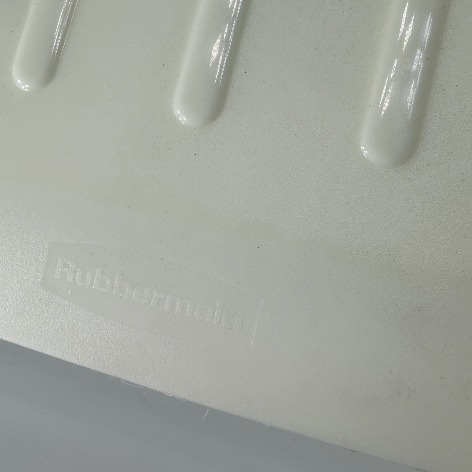 Vtg Rubbermaid Hard Rubber Small Drain Board Dish Tray 118A Almond 14.2 x 14.8