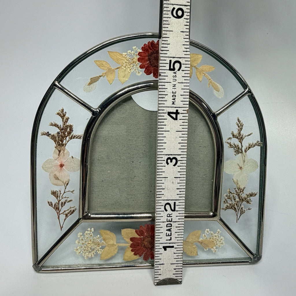 Vtg Metal Glass Pressed Dried Flowers Picture Frame Pink Red Beige Arch 5.5"