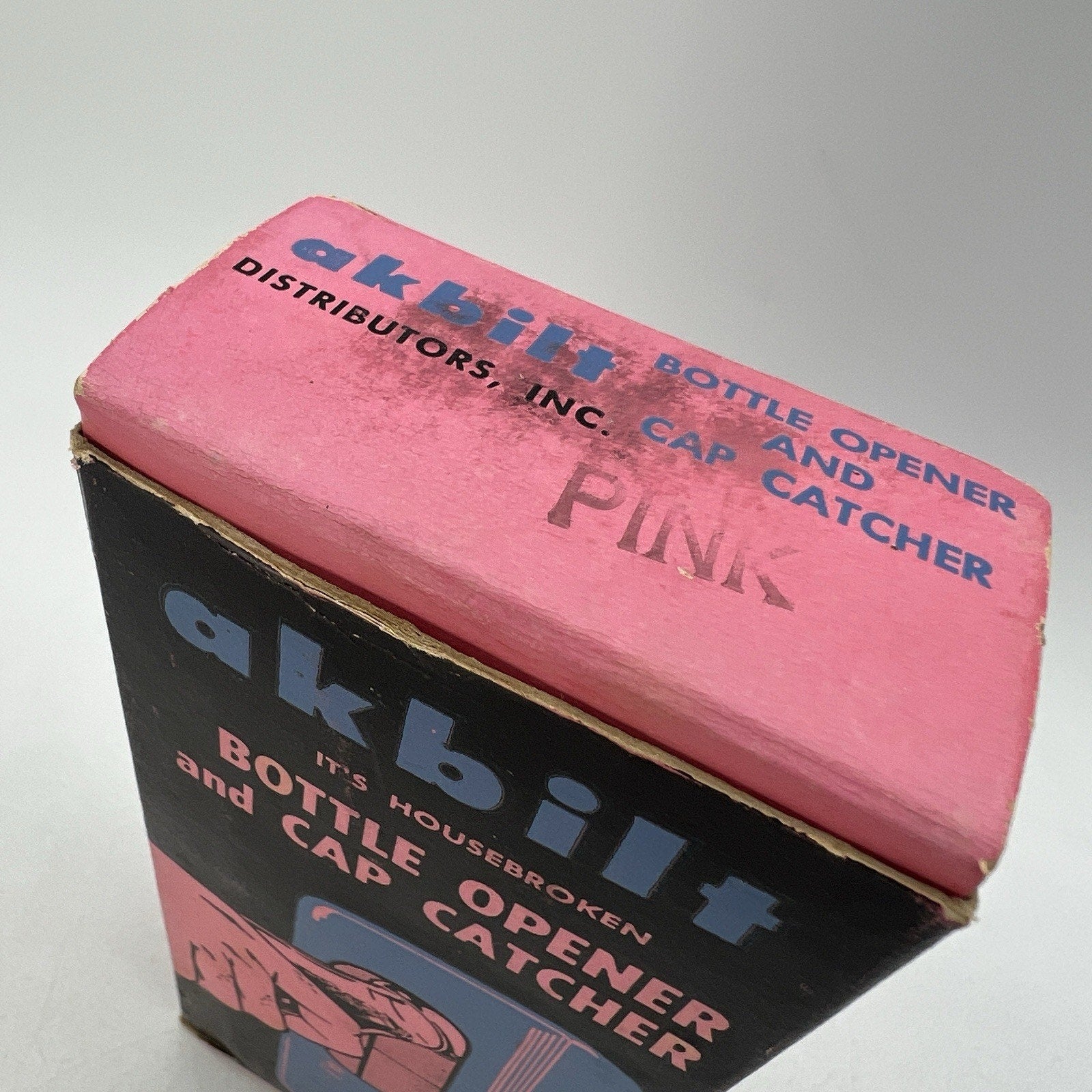 Vintage RARE PINK Akbilt Metal Wall Mount Bottle Opener & Cap Catcher Retro 50s