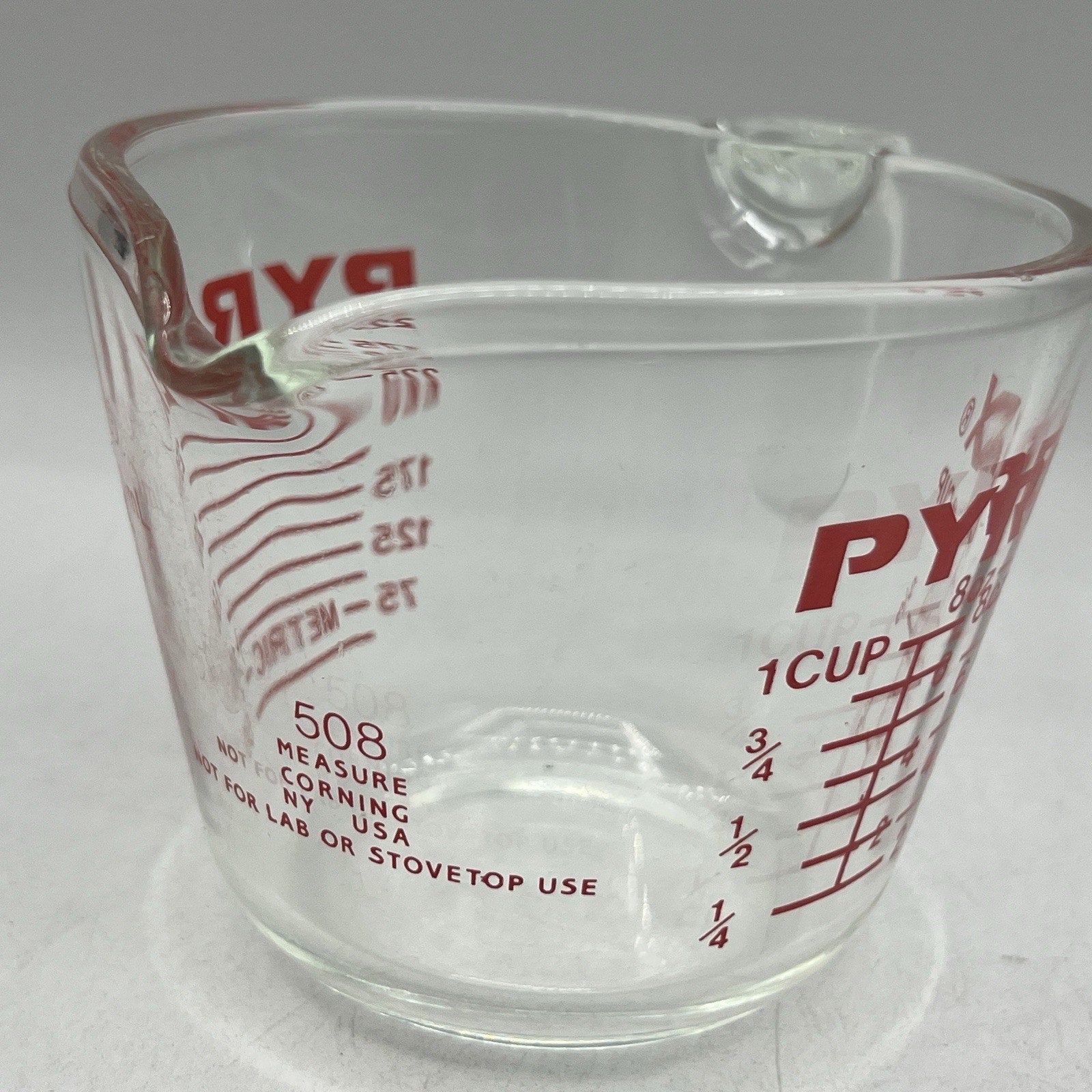 Vintage Pyrex 508 1 Cup 8 oz Glass Measuring Cup Red Lettering J Handle Baking