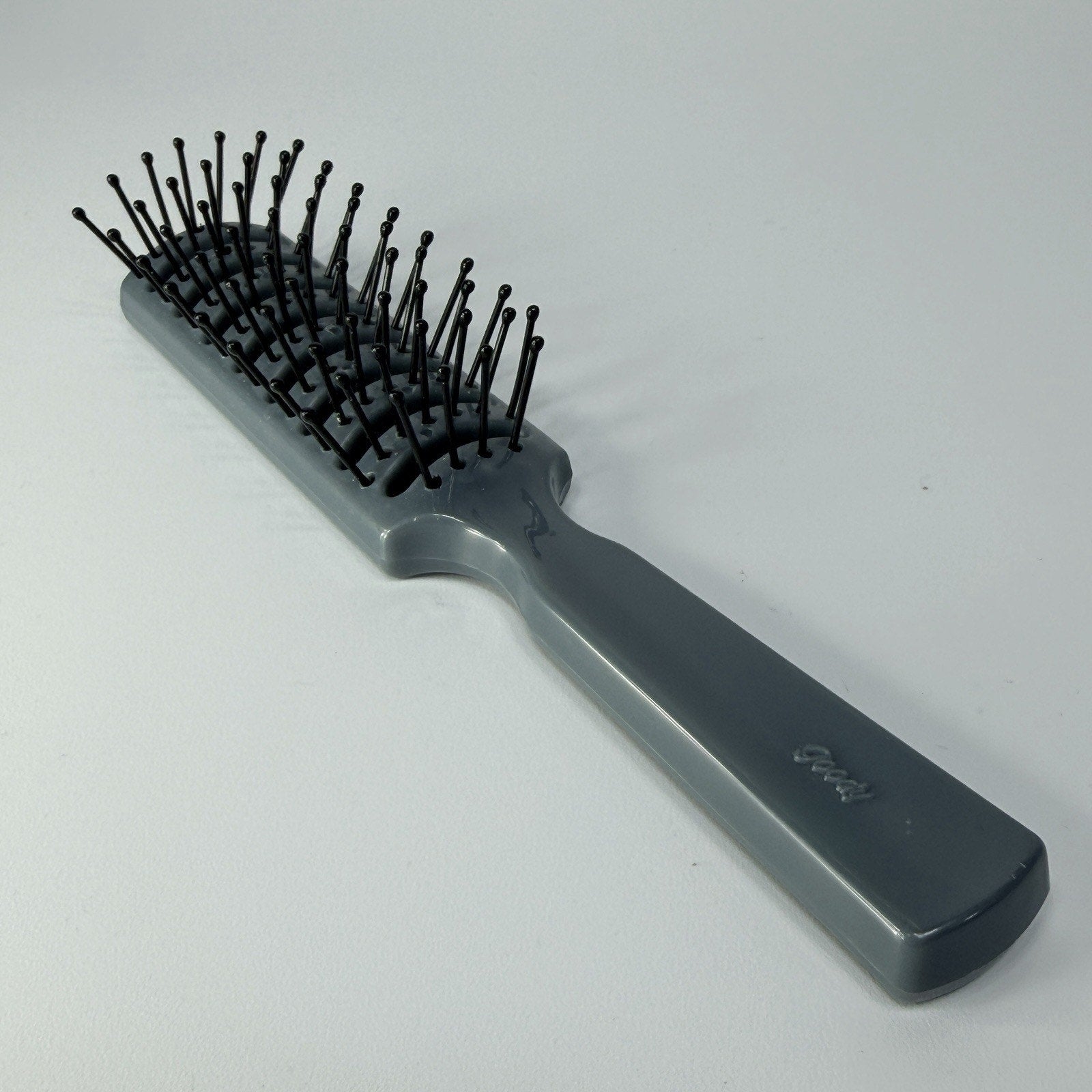Vintage 1980s GOODY Vented Hair Brush Pocket Travel Gray Ball Tip USA 7.5” USA