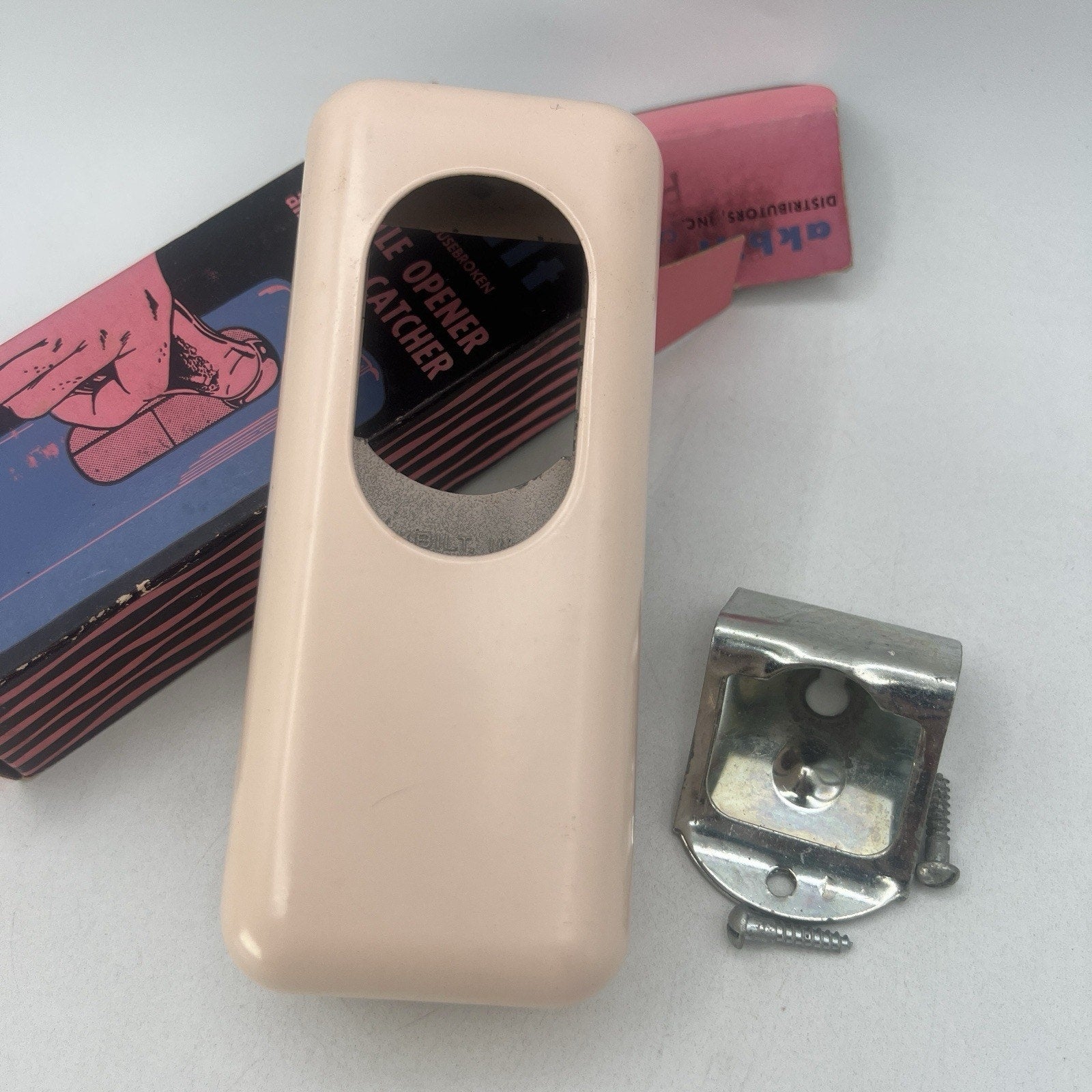 Vintage RARE PINK Akbilt Metal Wall Mount Bottle Opener & Cap Catcher Retro 50s
