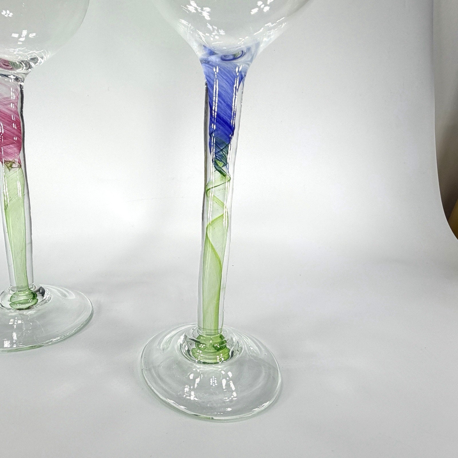 Set 2 Chris Baker Salmon Art Glass Wine Glass Pink Blue Swirl Signed 8.5"