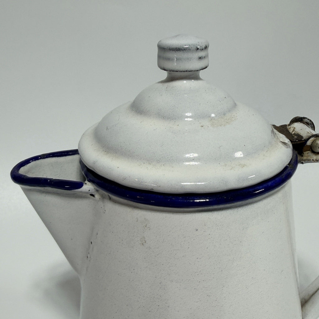 Vtg Small Enamel L&G White Blue Trim Hinged Lid 3 Cup Coffee Pot 6.5" AS IS