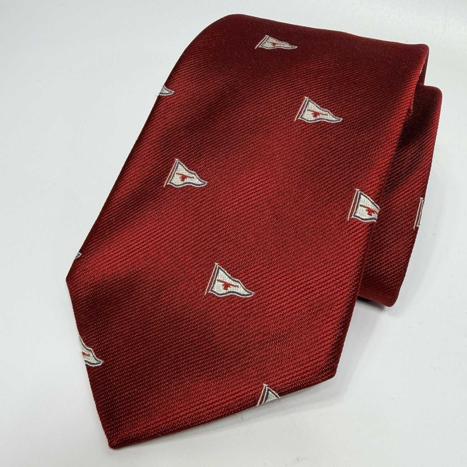 Vtg Fort Worth Boat Club Neck Tie Harbor Pennant Flag Texas Longhorn Red 3.5"
